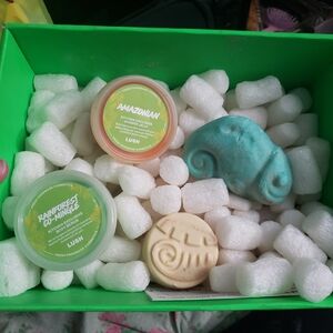 Lush Kitchen APRIL TROPICAL Bath Set Massage Bar, Bubble Bar, Scrub, Jelly